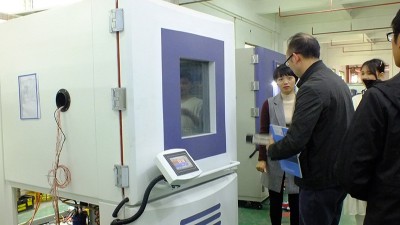 深圳恒溫恒濕試驗(yàn)箱廠(chǎng)家
